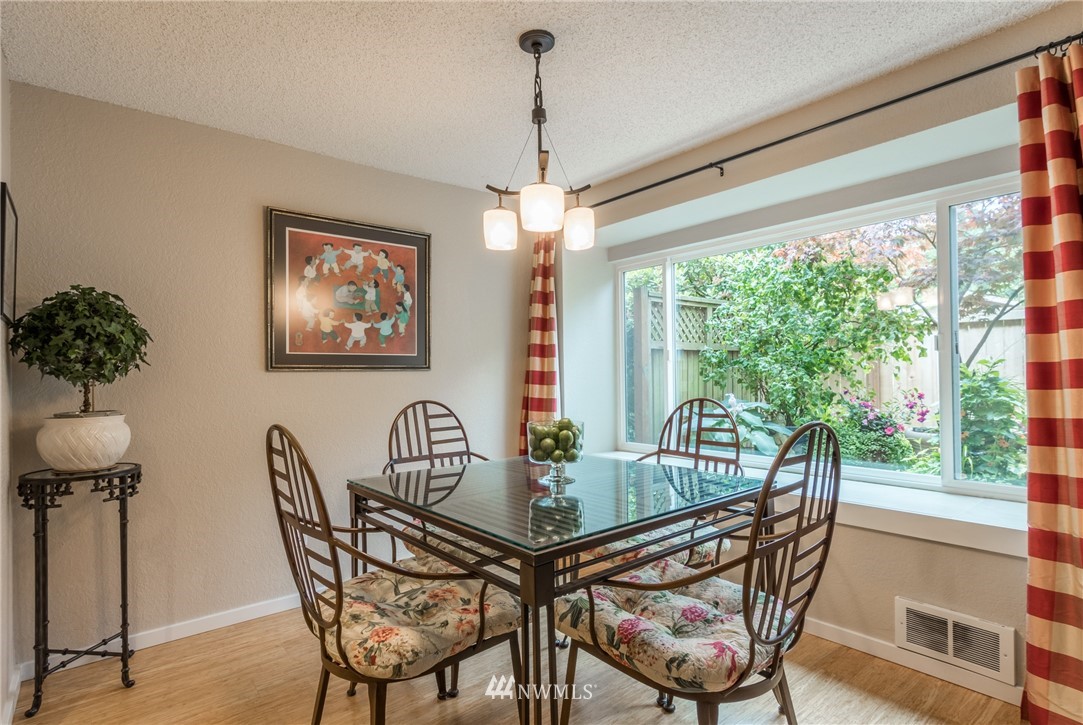 8414 240th Street Southwest, Unit B104 Edmonds, WA 98026 - Photo 8 of 20 Gallery Image 8