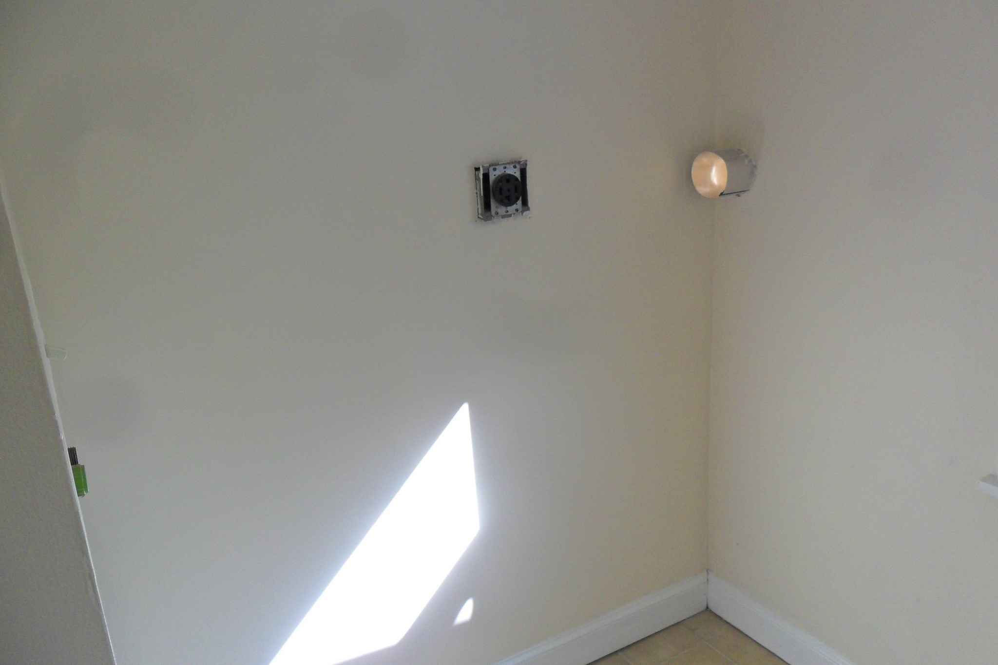 28 Spring Street, Unit 3 Natick, MA 01760 - Photo 12 of 15 Gallery Image 12