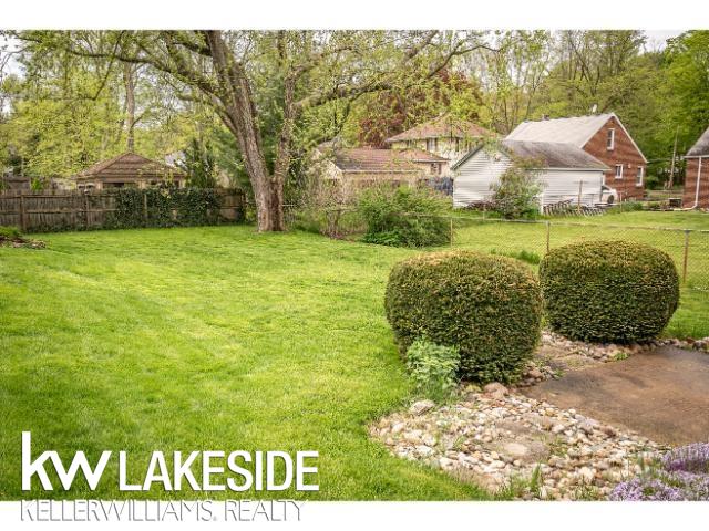 220 Sisson Street Romeo, MI 48065 - Photo 4 of 29