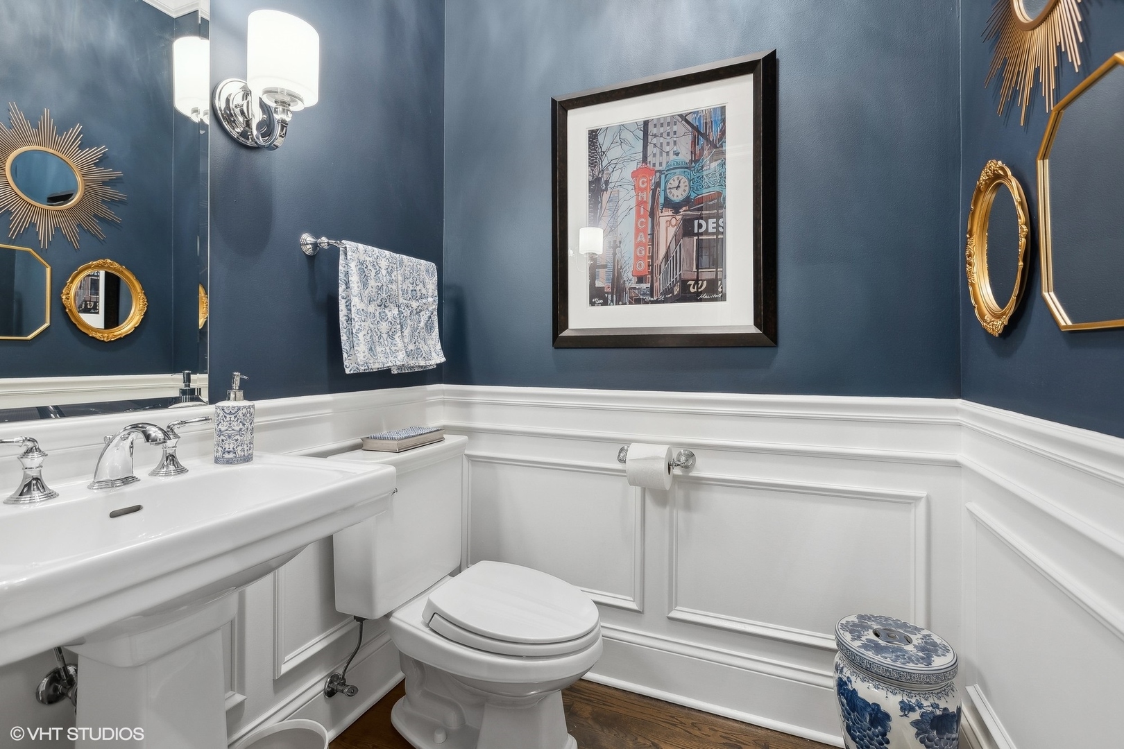1429 West Cullom Avenue Chicago, IL 60613 - Photo 18 of 53 a bathroom with a sink and a mirror