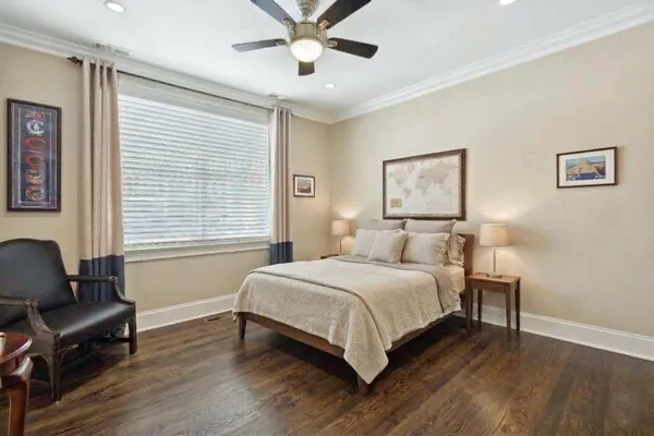 $2,299,990 | 1429 West Cullom Avenue, Chicago, IL 60613