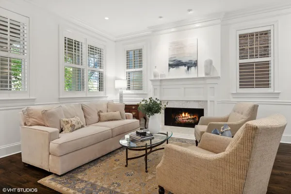 $2,299,990 | 1429 West Cullom Avenue, Chicago, IL 60613