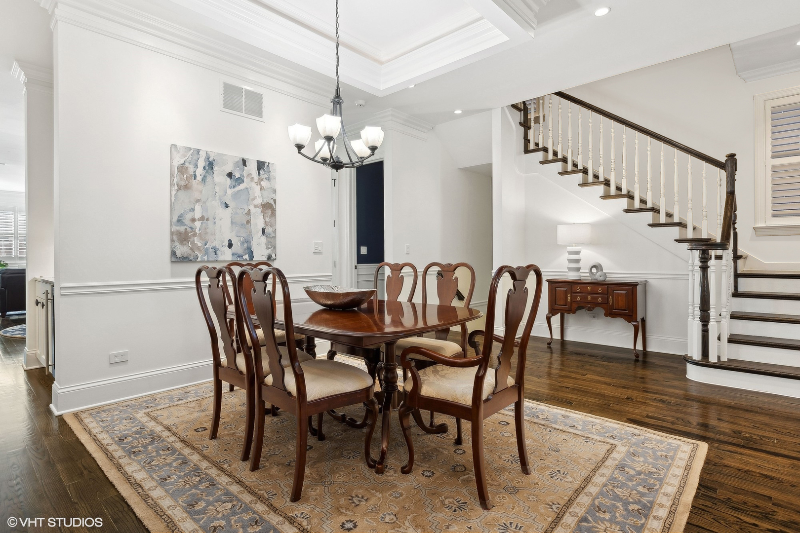 1429 West Cullom Avenue Chicago, IL 60613 - Photo 9 of 53 a view of a dining room with furniture