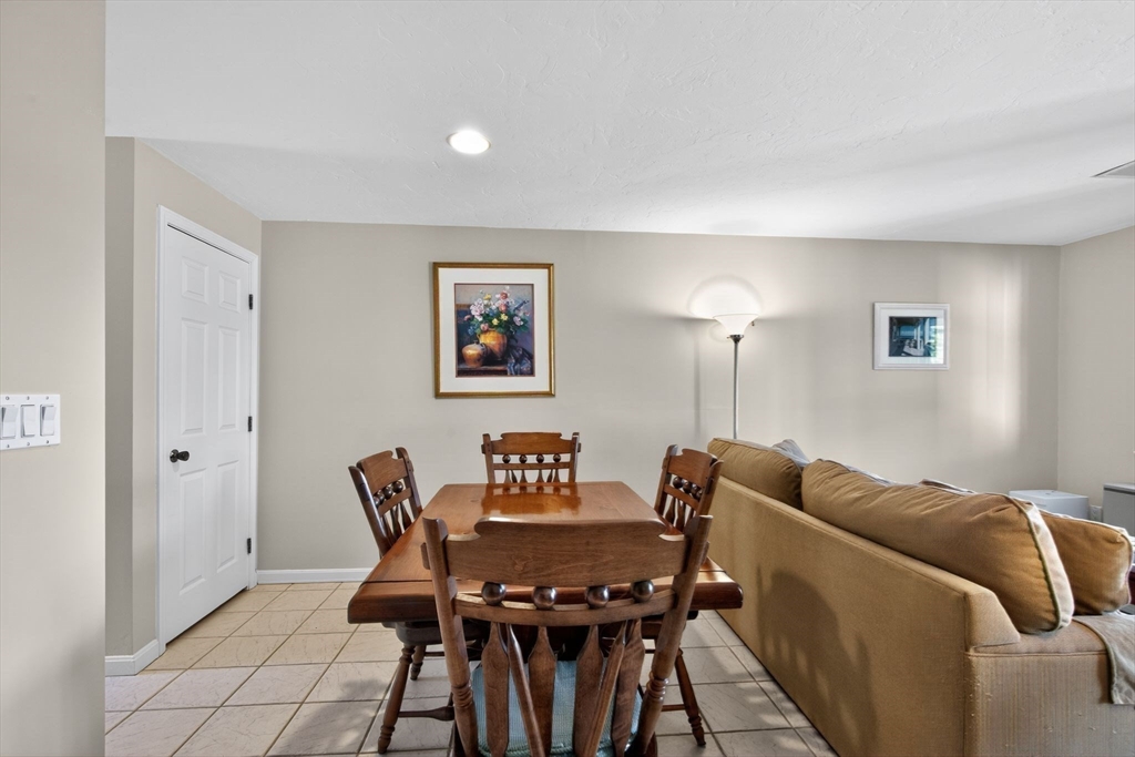 287 Ocean Street, Unit C2 Barnstable, MA 02601 - Photo 17 of 34