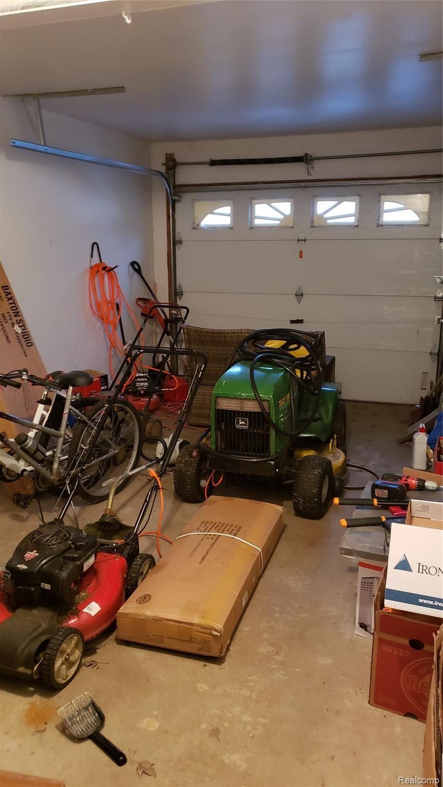 1493 Booth Street Howell, MI 48843 - Photo 16 of 16 booth garage.jpg