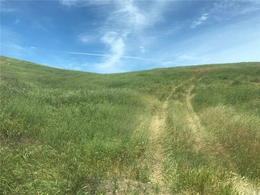 9015 Cemetery Road San Miguel, CA 93451 - Photo 14 of 15 Gallery Image 14