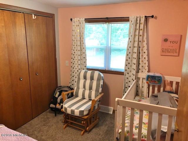 8912 North Pine Grove Road Vestaburg, MI 48891 - Photo 14 of 34