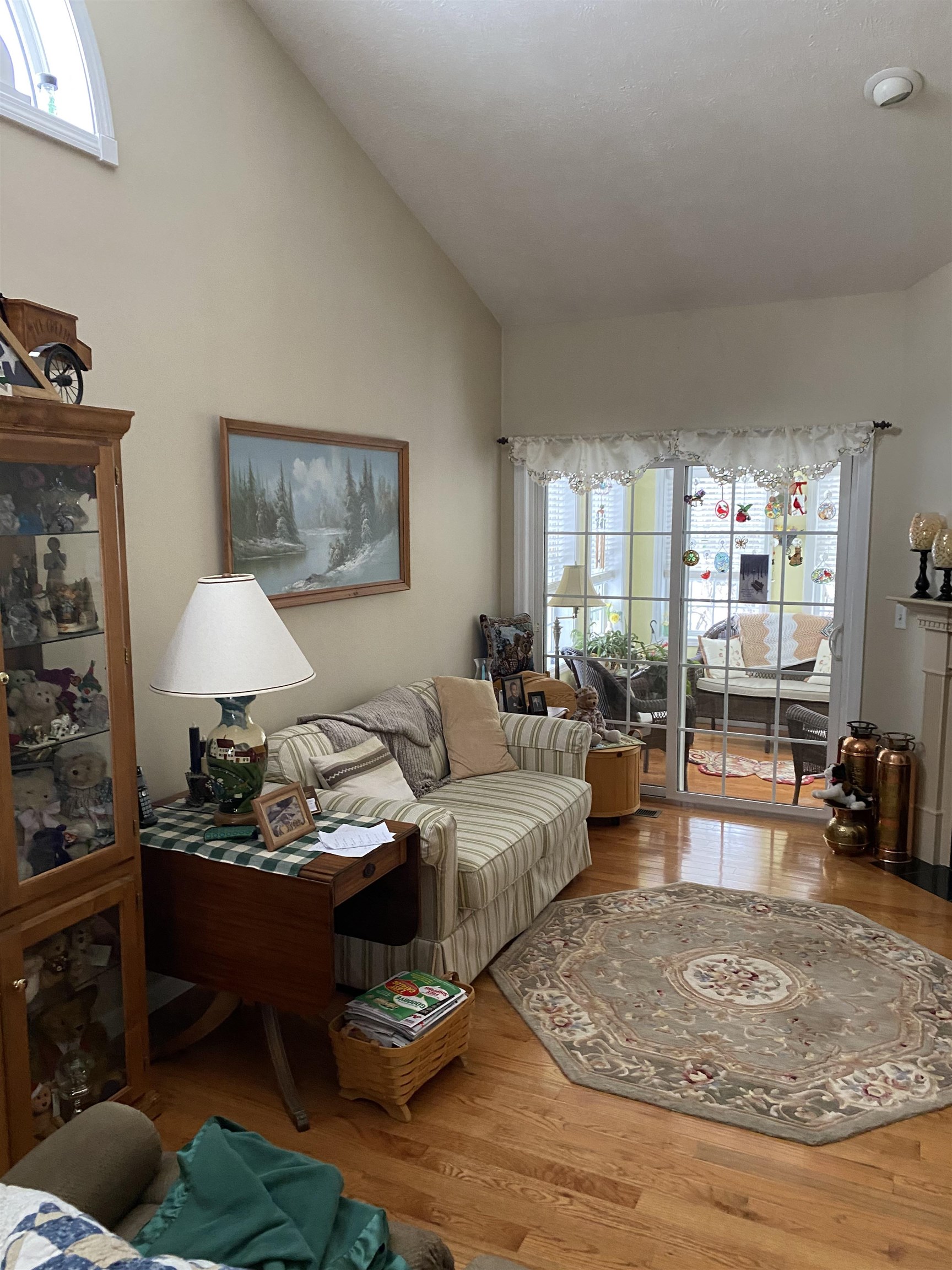 34 Mammoth Road, Unit 17 Hooksett, NH 03106 - Photo 2 of 12