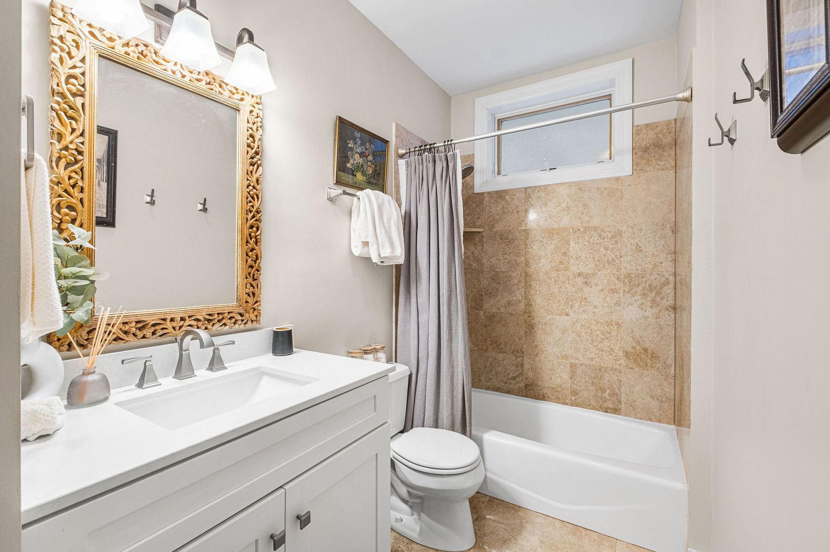 3035 North Racine Avenue, Unit 1 Chicago, IL 60657 - Photo 25 of 27 Gallery Image 25