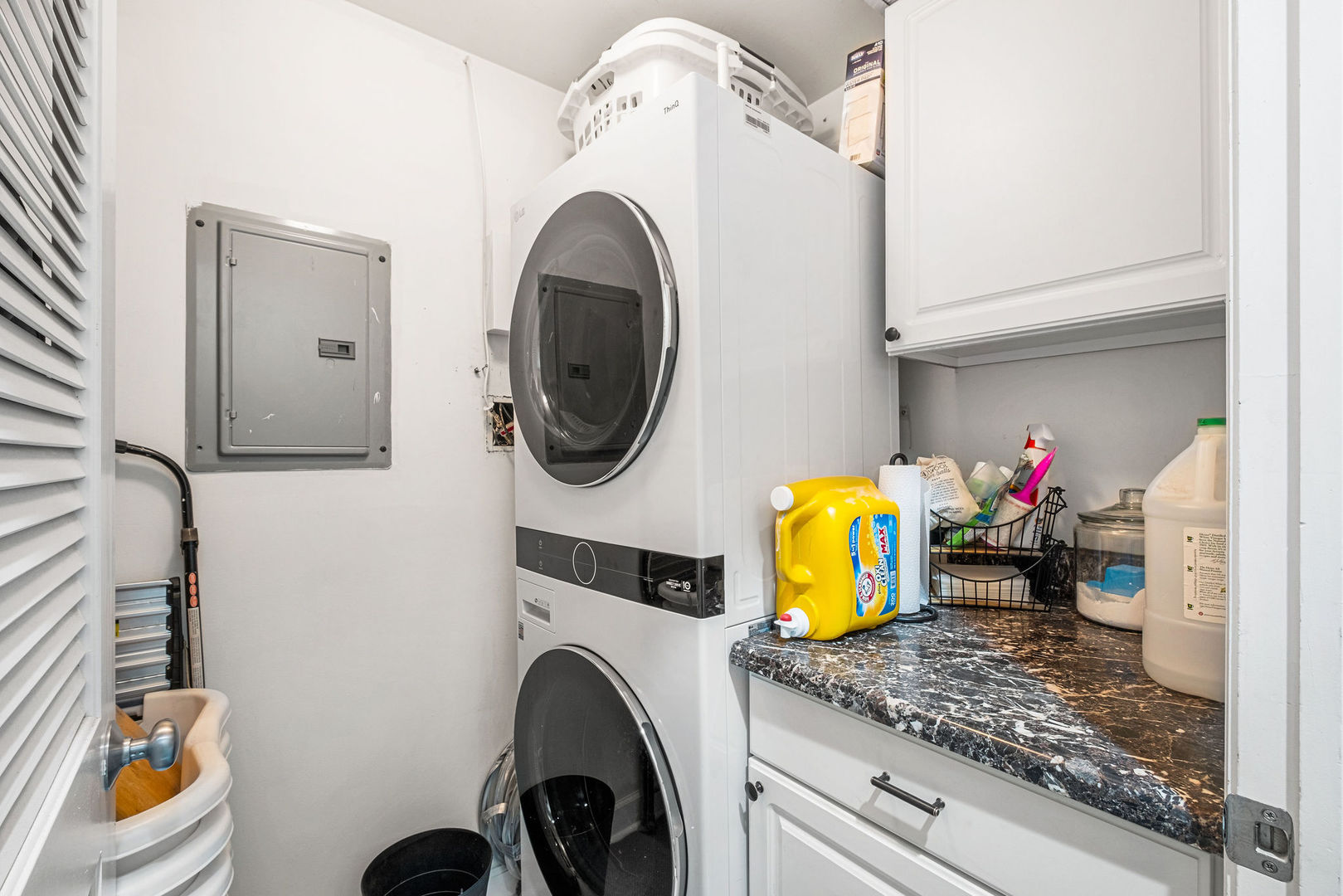 3035 North Racine Avenue, Unit 1 Chicago, IL 60657 - Photo 26 of 27 Gallery Image 26