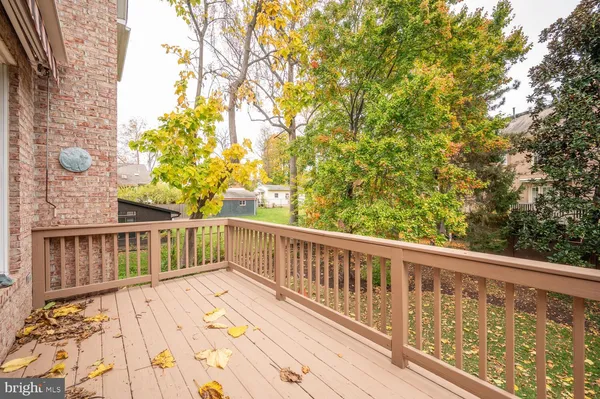 $6,950 | 119 East Jefferson Street, Falls Church, VA 22046