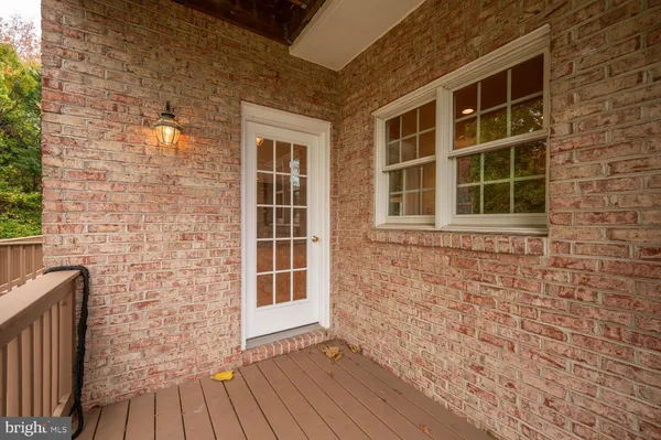 $6,950 | 119 East Jefferson Street, Falls Church, VA 22046