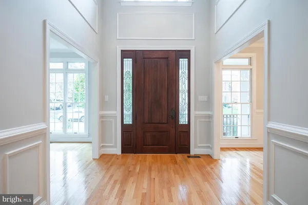 $6,950 | 119 East Jefferson Street, Falls Church, VA 22046