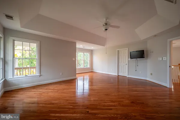 $6,950 | 119 East Jefferson Street, Falls Church, VA 22046