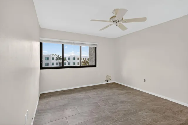 $209,500 | 4242 Deste Court, Unit 301, Lake Worth, FL 33467