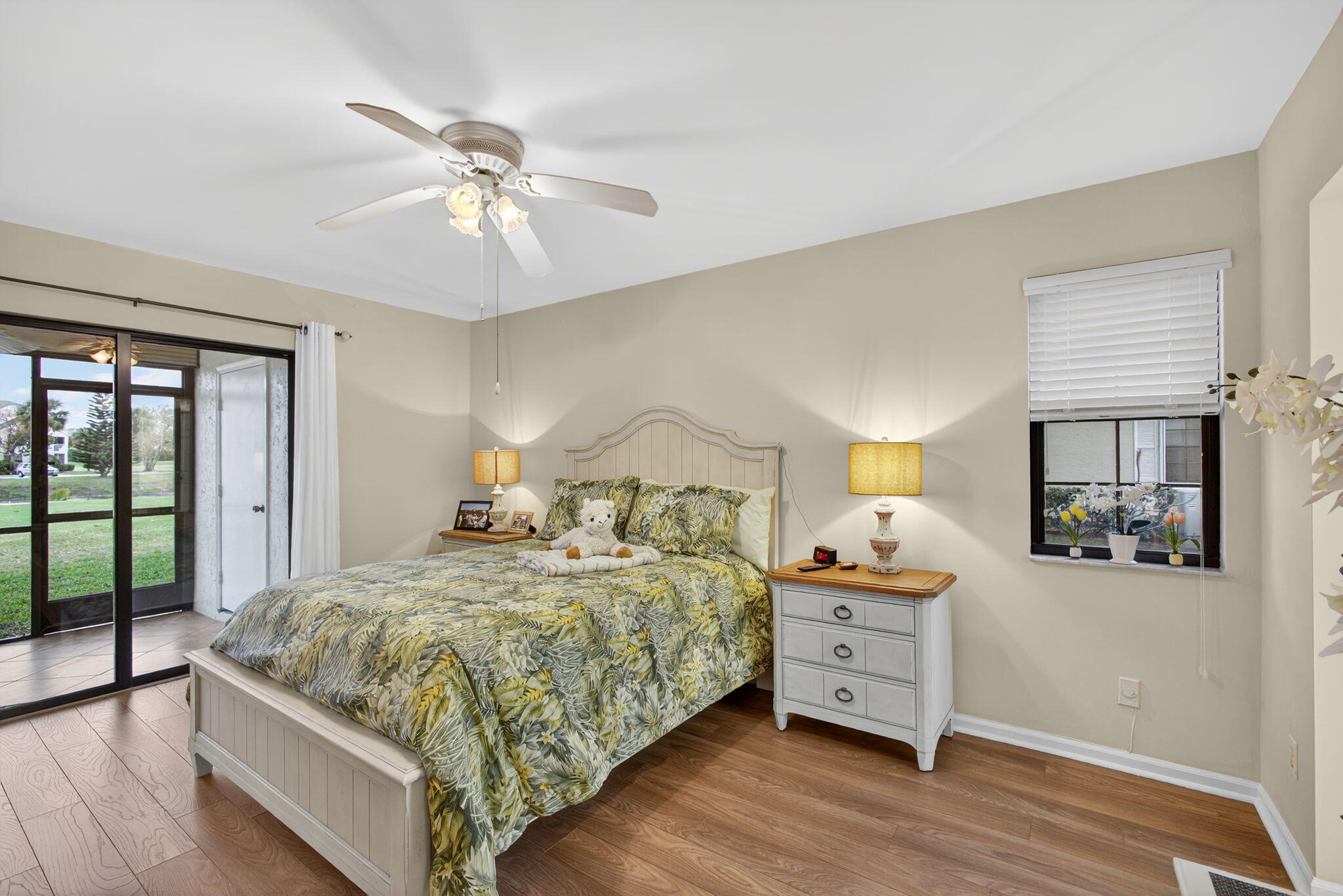 2041 Keystone Drive, Unit F Jupiter, FL 33458 - Photo 11 of 63 38-web-or-mls-5D1A7958