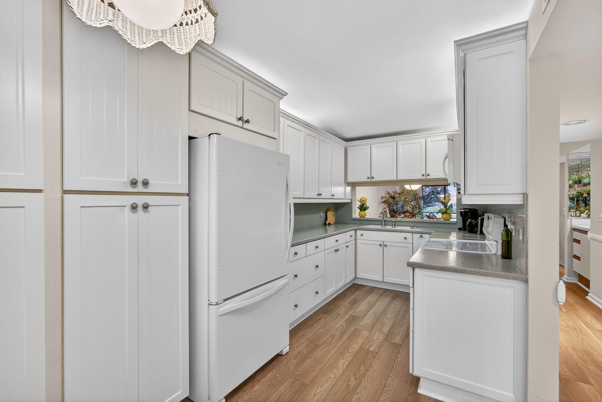 2041 Keystone Drive, Unit F Jupiter, FL 33458 - Photo 14 of 63 18-web-or-mls-5D1A8077