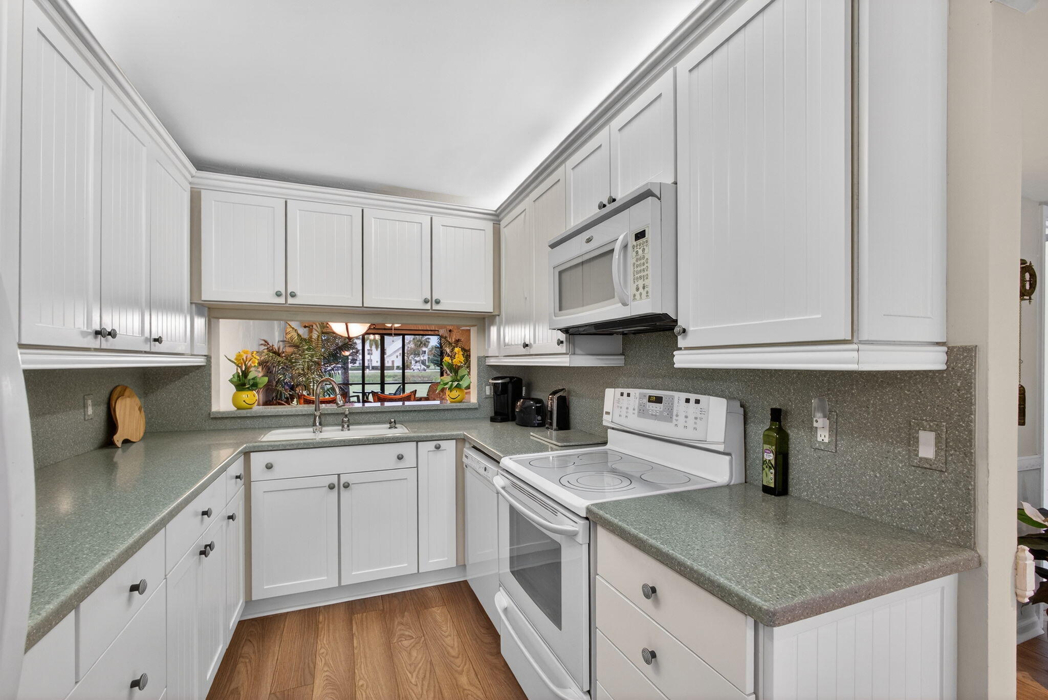 2041 Keystone Drive, Unit F Jupiter, FL 33458 - Photo 16 of 63 22-web-or-mls-5D1A8095