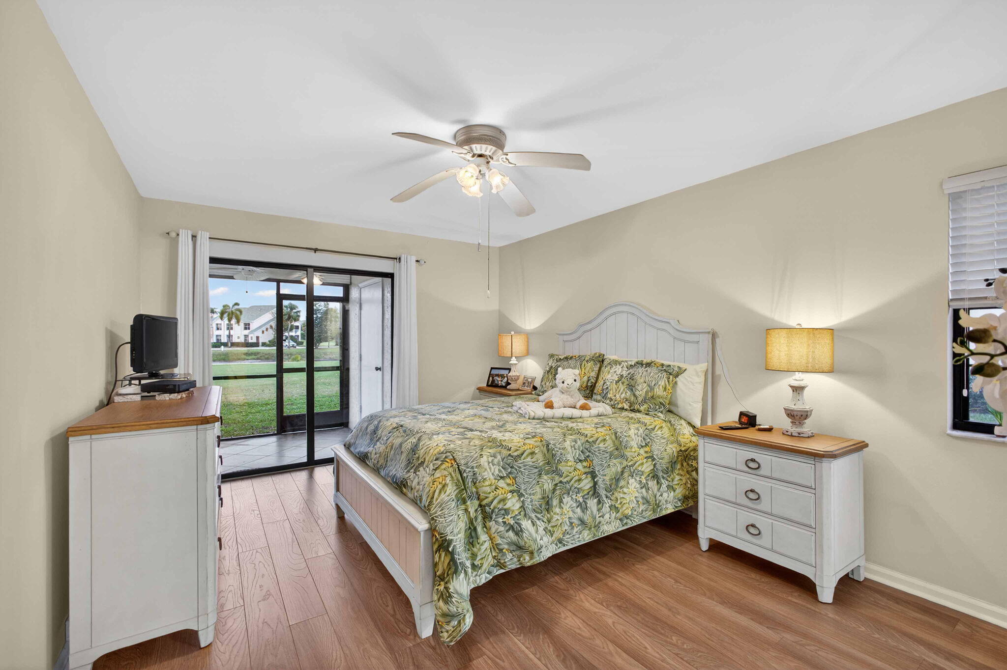 2041 Keystone Drive, Unit F Jupiter, FL 33458 - Photo 25 of 63 37-web-or-mls-5D1A7956