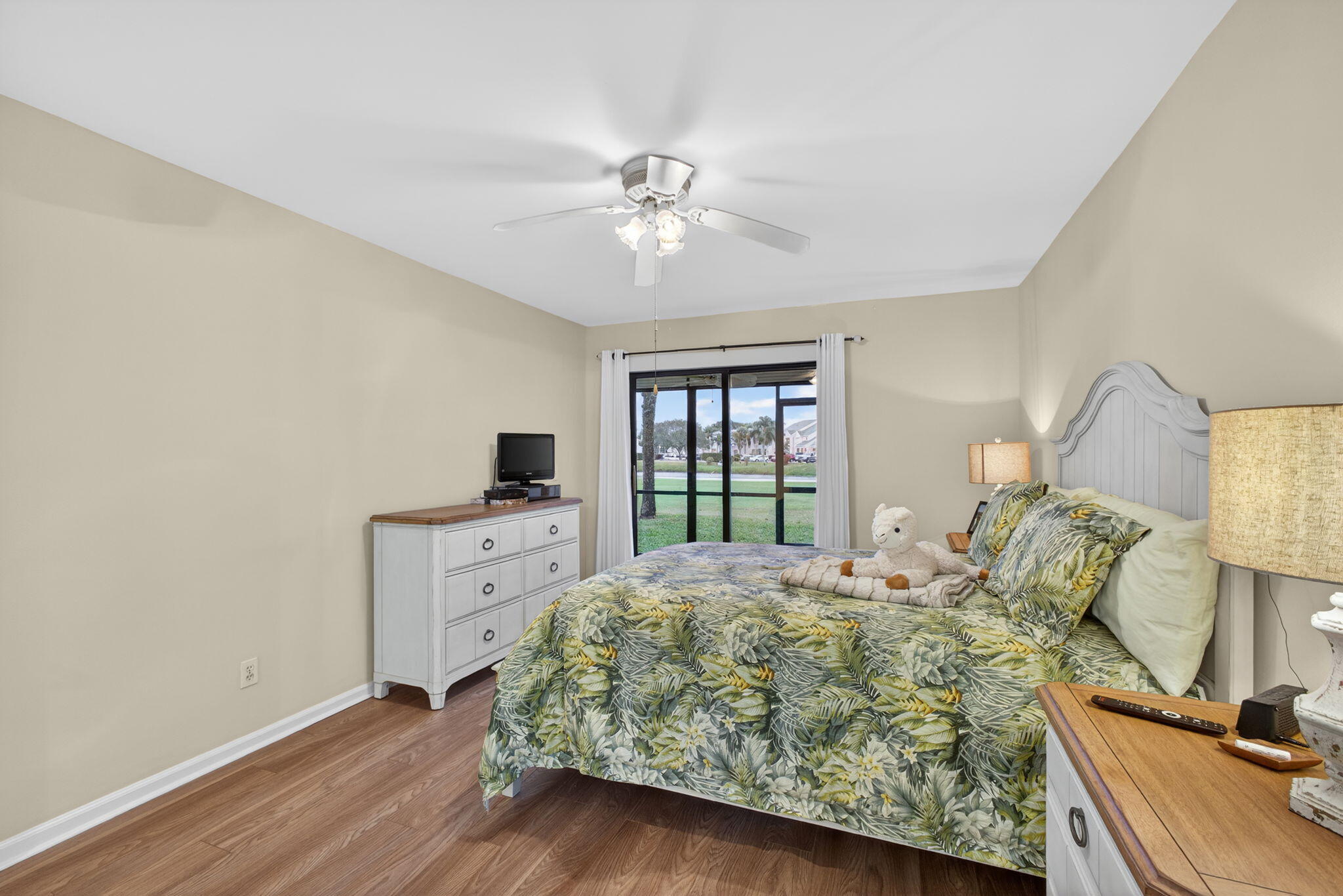 2041 Keystone Drive, Unit F Jupiter, FL 33458 - Photo 26 of 63 39-web-or-mls-5D1A7965