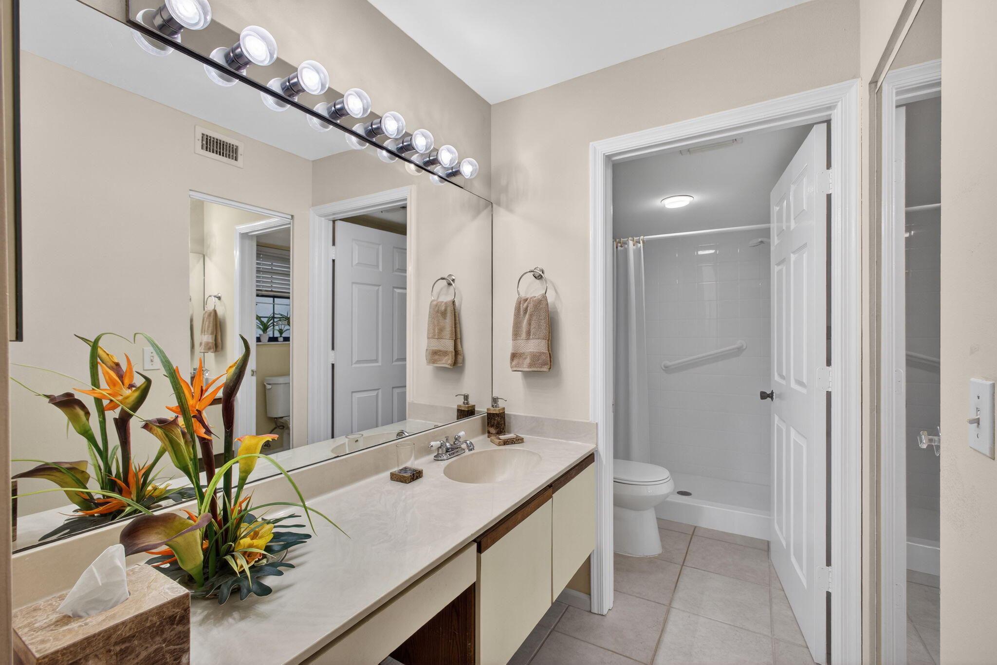 2041 Keystone Drive, Unit F Jupiter, FL 33458 - Photo 28 of 63 41-web-or-mls-5D1A7973