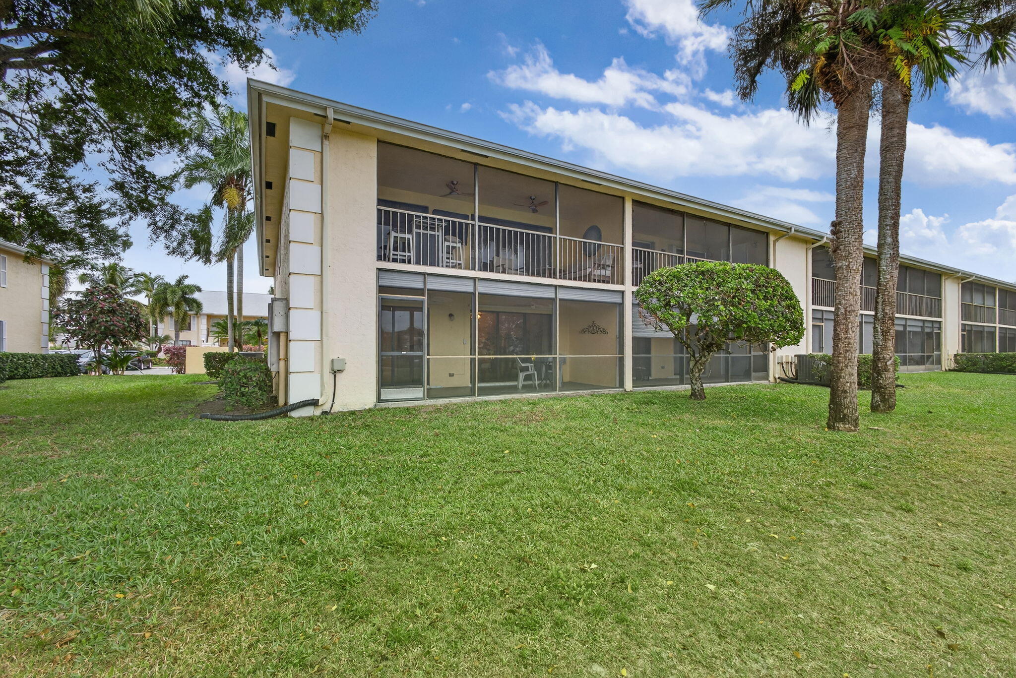 2041 Keystone Drive, Unit F Jupiter, FL 33458 - Photo 4 of 63 60-web-or-mls-5D1A8223
