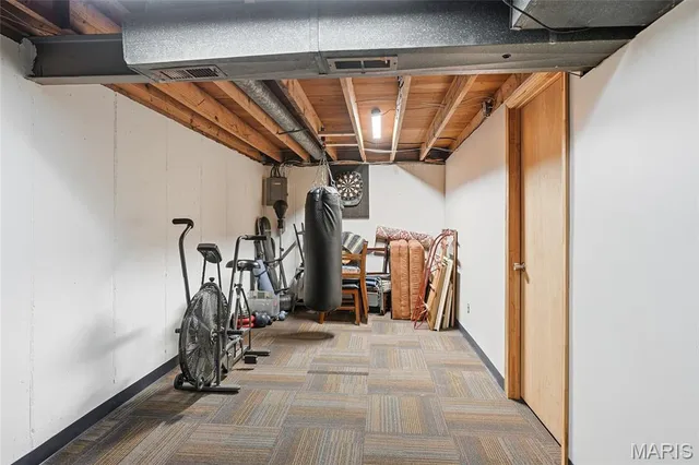 $94,500 | 8776 Santa Bella Drive, Hazelwood, MO 63042