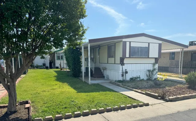 $35,900 | 581 North Crawford Avenue, Unit 94, Dinuba, CA 93618