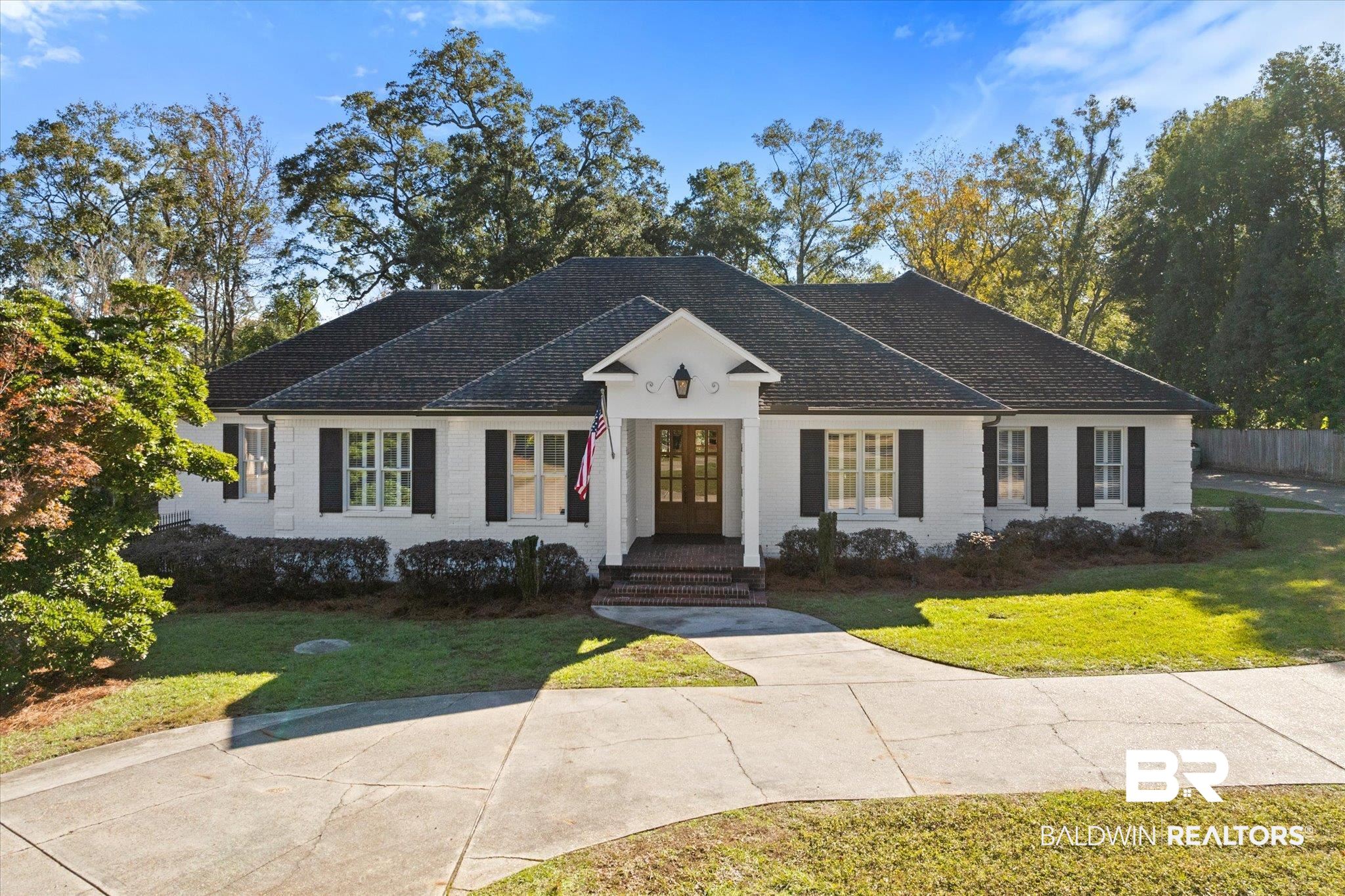 3713 Old Shell Road Mobile, AL 36608 - Photo 1 of 52 Ranch-style house featuring a front lawn