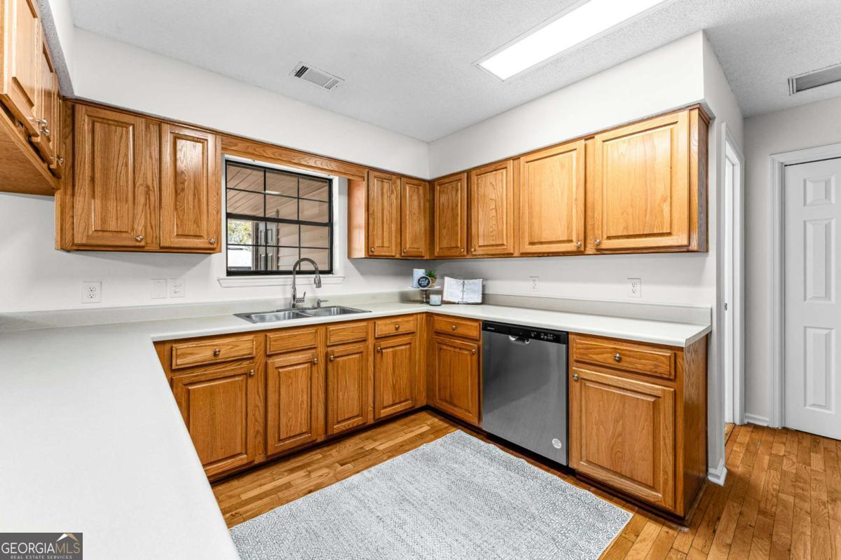 1206 Zittrouer Road Guyton, GA 31312 - Photo 11 of 75