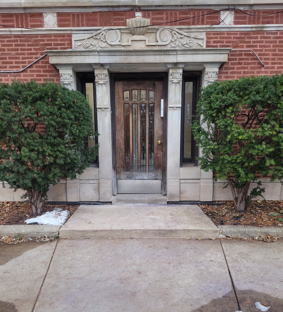2336 East 68th Street, Unit 2 Chicago, IL 60649 - Photo 1 of 17