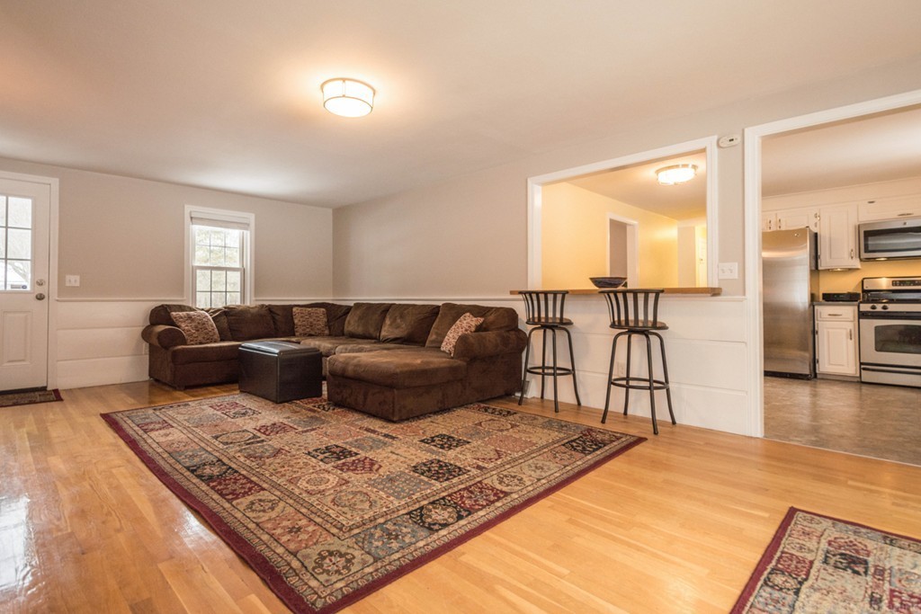 44 Forge Village Road Westford, MA 01886 - Photo 5 of 28 Gallery Image 5
