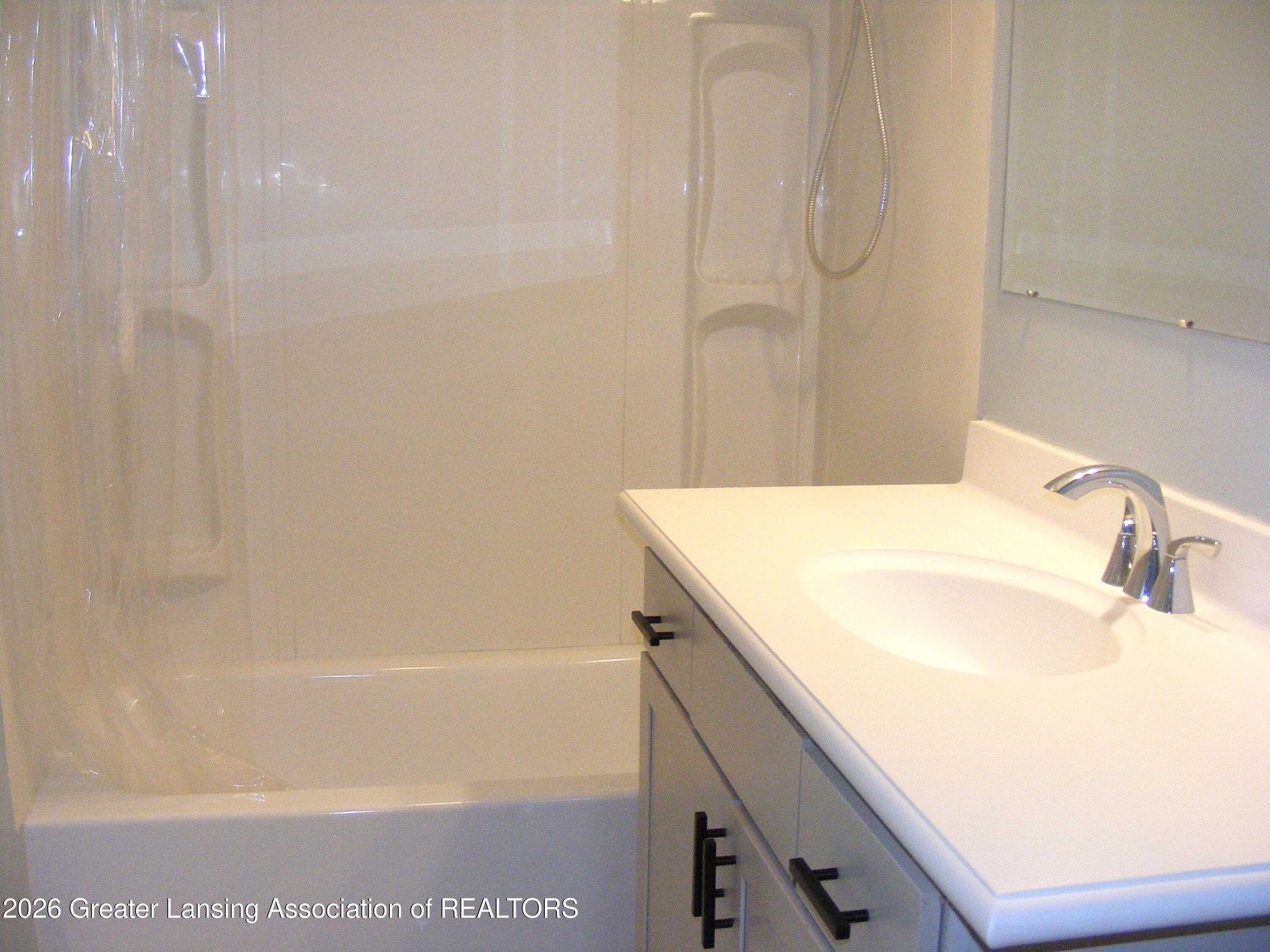 162 Monroe Street Springport, MI 49284 - Photo 22 of 28 2nd floor bath