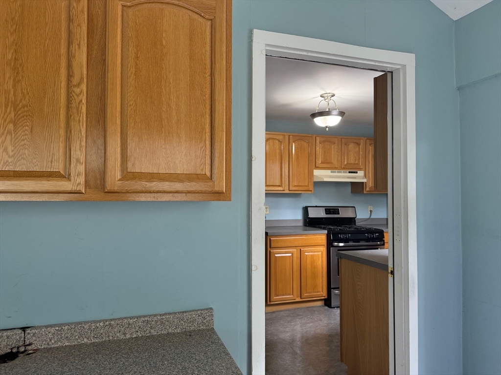 12 Standish Road Lynn, MA 01904 - Photo 8 of 29 Gallery Image 8