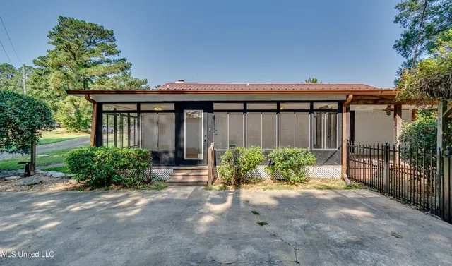 $2,295 | 411 Highway 468, Brandon, MS 39042