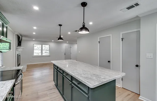 $2,295 | 411 Highway 468, Brandon, MS 39042