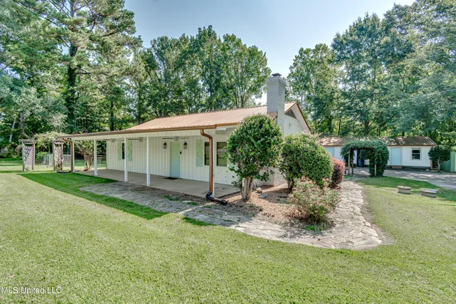$2,295 | 411 Highway 468, Brandon, MS 39042