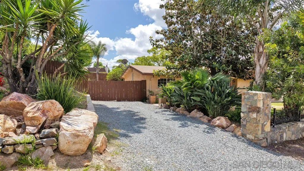 722 Via Flora Road San Marcos, CA 92069 - Photo 20 of 25 Gallery Image 20