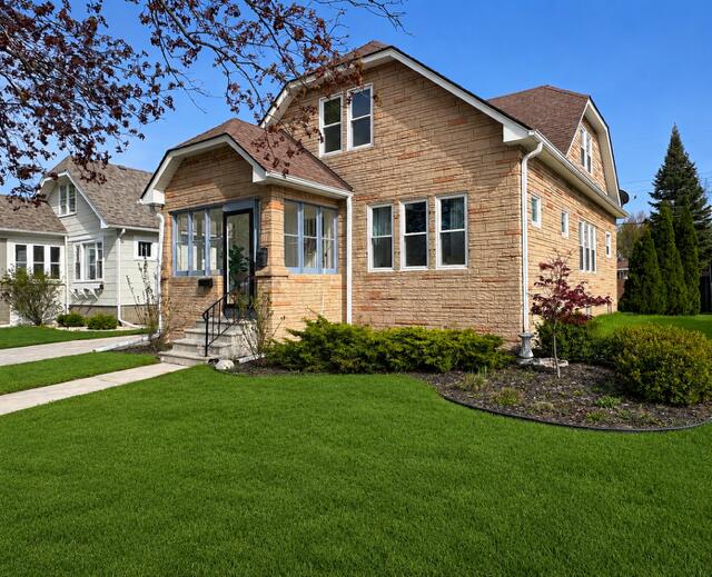 2327 Buchanan Road Kenosha, WI 53143 - Photo 1 of 25 front