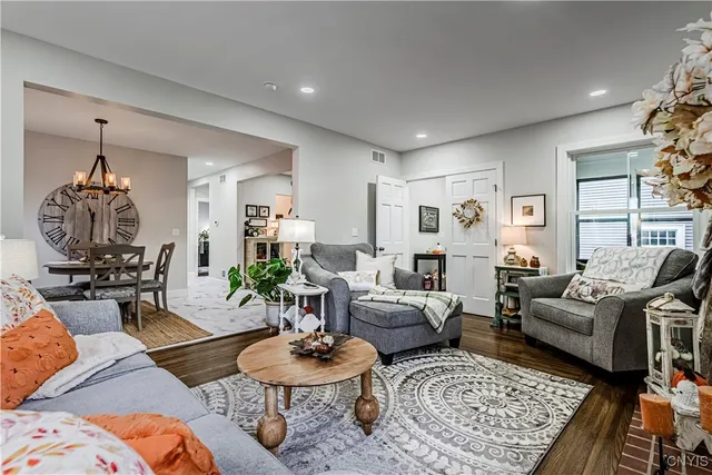 $2,950 | 58 Ballantyne Brae, Utica, NY 13501