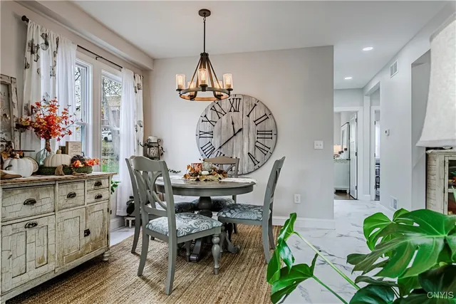 $2,950 | 58 Ballantyne Brae, Utica, NY 13501