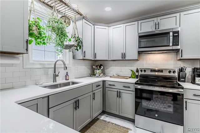 $2,950 | 58 Ballantyne Brae, Utica, NY 13501