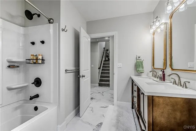 $2,950 | 58 Ballantyne Brae, Utica, NY 13501