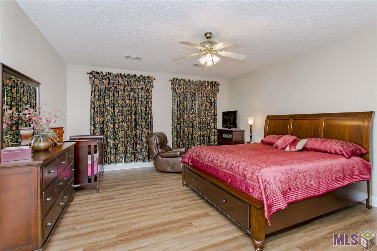 44344 Stringer Bridge Road St. Amant, LA 70774 - Photo 4 of 43 Gallery Image 4