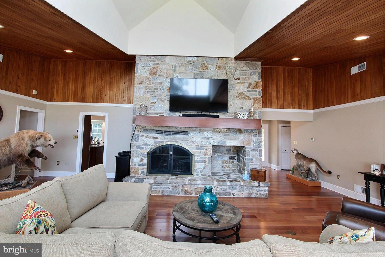 545 Stoney Battery Road Earleville, MD 21919 - Photo 11 of 30 Family Room