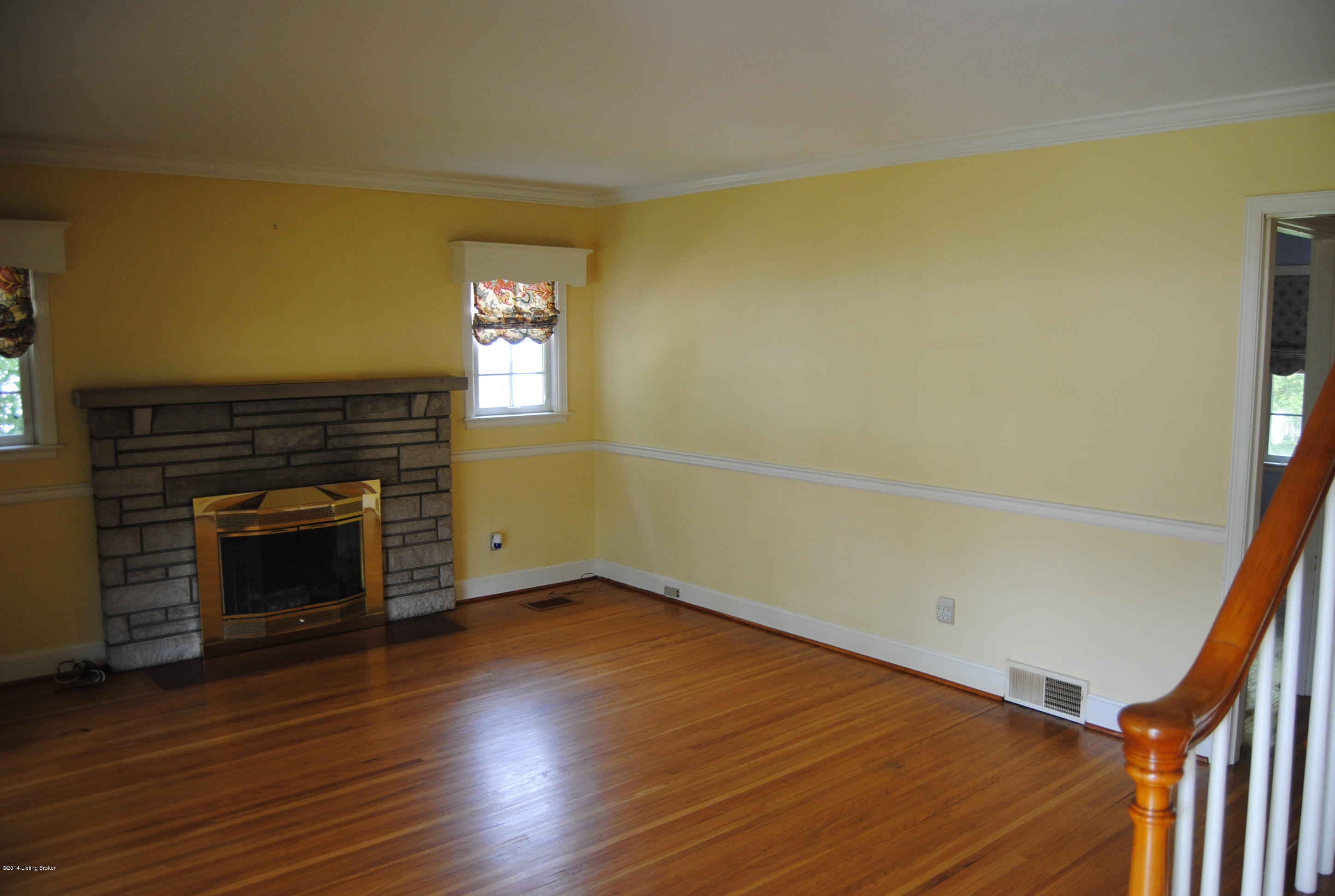 411 Oread Road Louisville, KY 40207 - Photo 3 of 29 DSC_0001