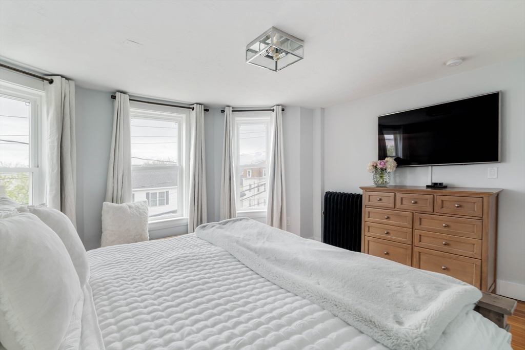 3 Heath Street, Unit 2 Somerville, MA 02145 - Photo 10 of 23