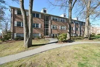 $2,300 | 41 Farrwood Avenue, Unit 9, North Andover, MA 01845