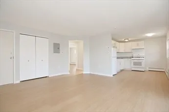 $2,300 | 41 Farrwood Avenue, Unit 9, North Andover, MA 01845