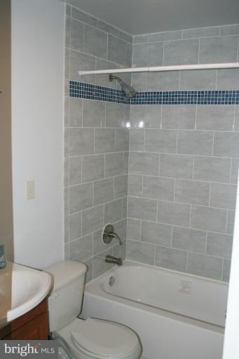 7162 Fairbrook Road Windsor Mill, MD 21244 - Photo 21 of 30 Bath